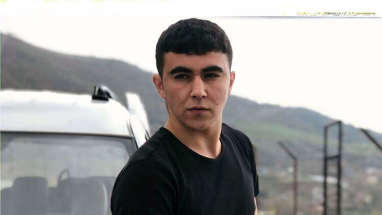 Lokantada otururken tabancayla vurularak öldürüldü