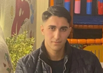 Markette başlayıp dışarı taşan kavgada bıçaklanan Deniz, kurtarılamadı