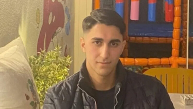 Markette başlayıp dışarı taşan kavgada bıçaklanan Deniz, kurtarılamadı