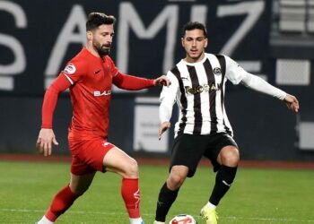 Manisa FK'da seri bitti