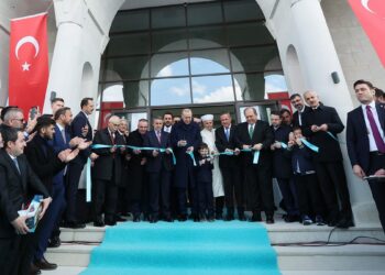 Milli ve manevi kimliğimize sahip çıkmaya devam edeceğiz