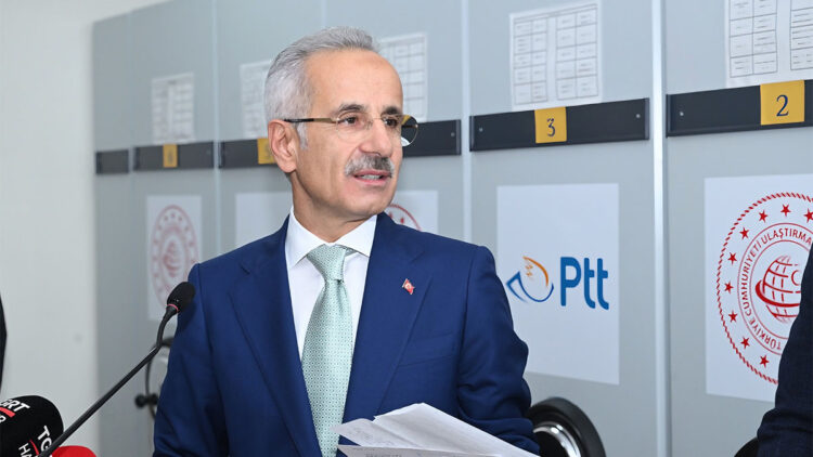 PTT'den bayrama özel tebrik kartı