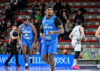 Petkimspor yarı final için rövanşa çıkıyor