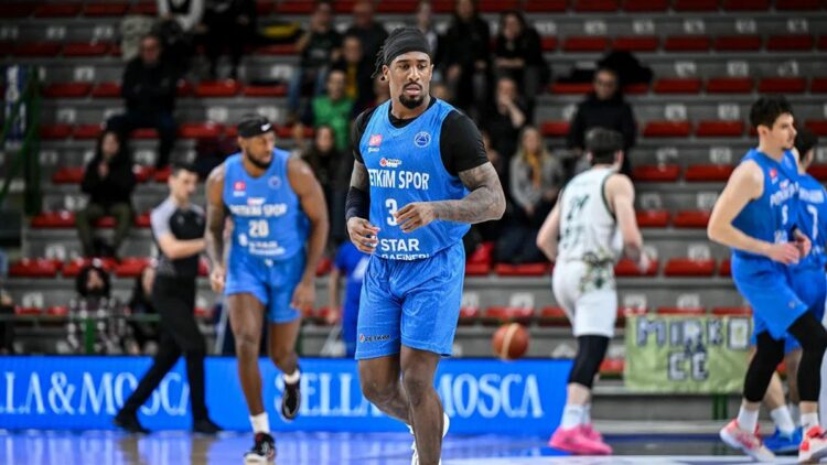 Petkimspor yarı final için rövanşa çıkıyor