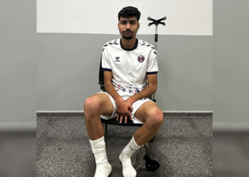 Eyüpspor silbaştan ikinci yarıya başladı