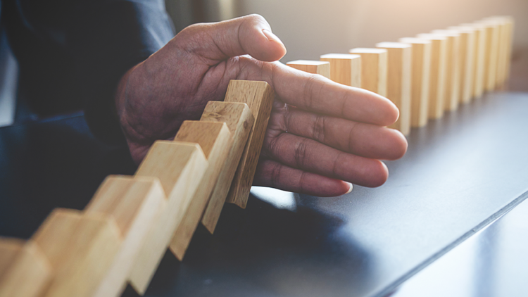 Sürekli ertelemek tembellik mi? Beynin kaçınma mekanizması nasıl çalışıyor?