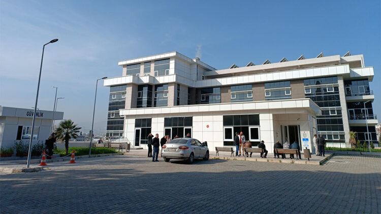 Tahliye tartışmasında kiracısını tabancayla öldürdü