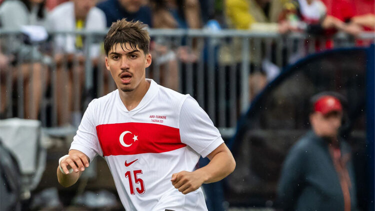 TFF'den milli futbolcu Yusuf Akçiçek'e geçmiş olsun mesajı