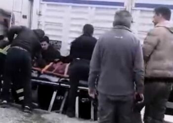 TIR’ın çarptığı kadın ağır yaralandı