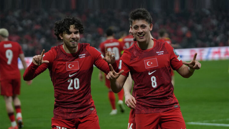 Türkiye Romanya'yı 1-0 yendi; Dünya Kupası'na bir adım kaldı