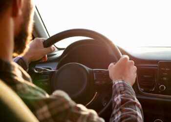 Yakıt tasarrufunu artıran etkili sürüş teknikleri nelerdir?