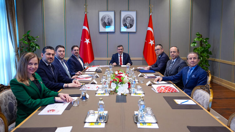 Seramik sektörü küresel rekabet için politika desteği talep etti