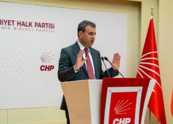Basının zapturapt alınması, demokratik toplum düzenine yönelik açık bir tehdittir