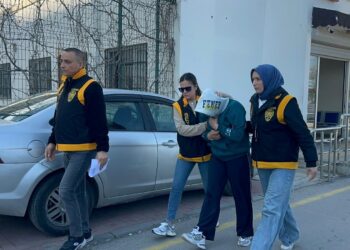 Eşini bıçakla yaralayan kadın, tutuklandı