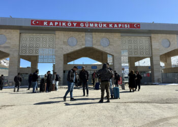 Van TSO Başkanı Takva: Savaş, yıllık 800 bin İranlının geldiği kent ekonomisine olumsuz yansıyacak