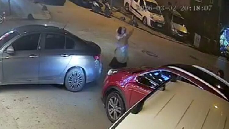 Zeytinburnu'nda denizde cesedi bulunan anne ve kızının son görüntüleri ortaya çıktı