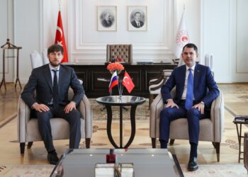 Bakan Kurum, Rusya İklim Değişikliği Özel Temsilcisi Edelgeriyev ile görüştü