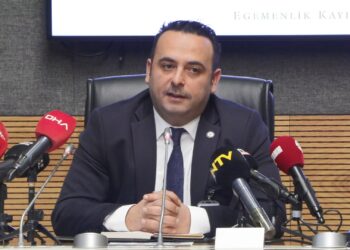 Prof. Dr. Odabaşı: Çocuklarımız için yapacağımız en önemli şey sınır koymak
