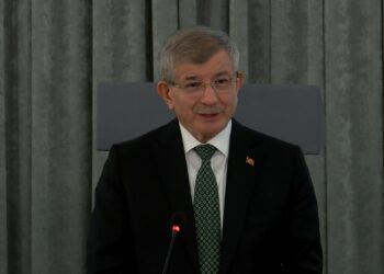 Davutoğlu: Dünyada artık orman kanunları hakim