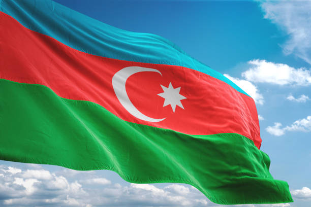 Azerbaycan, İran'daki diplomatlarını geri çekti