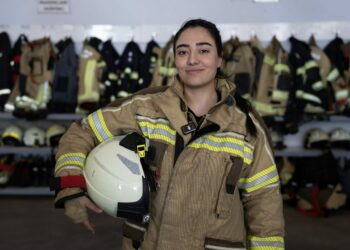 Diyarbakır’ın kadın itfaiyecilerinden Helin: Yapamayacağımı düşünenler şimdi gurur duyuyor