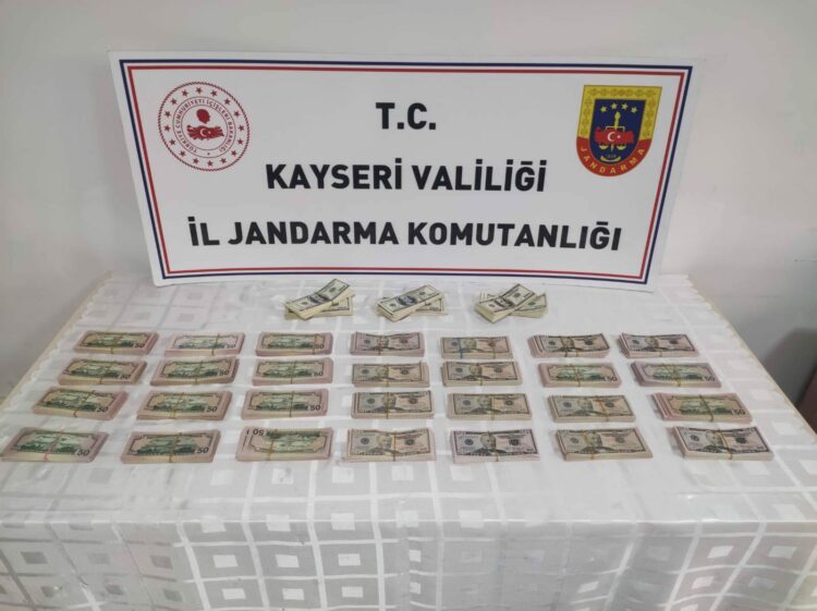 Kayseri’de sahte 192 bin 250 dolar ele geçirildi