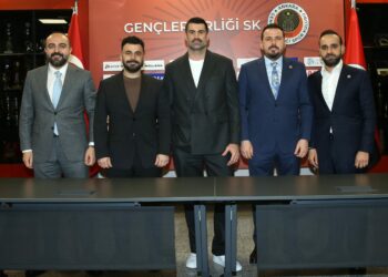 Natura Dünyası Gençlerbirliği, Volkan Demirel ile anlaştığını duyurdu