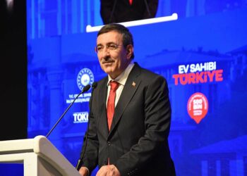 Cevdet Yılmaz: Sosyal konut tüm halkımıza fayda üretiyor