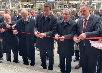 Arıkan: Türkiye ile İran'ı karşı karşıya getirmek isteyen çok ciddi bir kitle var