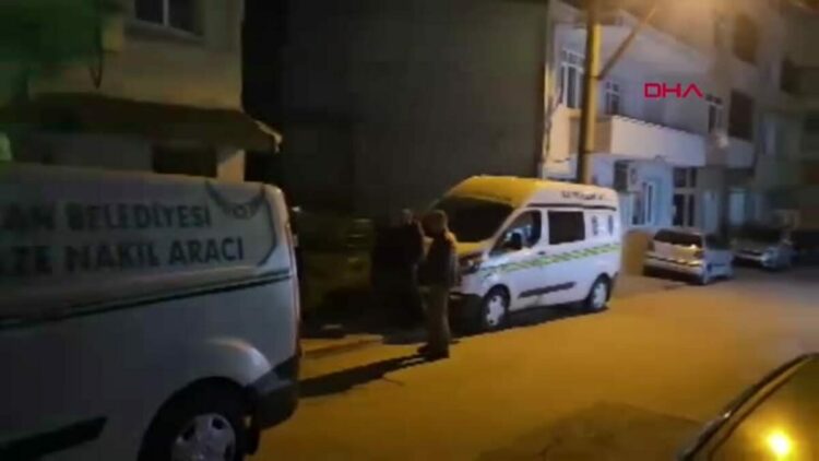 Çanakkale’de vatandaşları 300 milyon lira dolandırdığı ileri sürülen emlakçı, evinde ölü bulundu