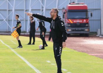 Menemen FK çıkışa geçmek istiyor