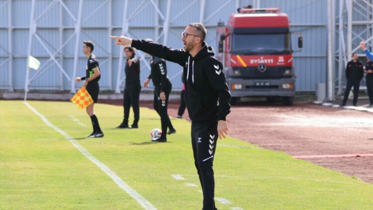 Menemen FK çıkışa geçmek istiyor