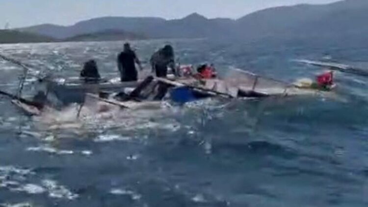 Bodrum'da balıkçı teknesi yarı batık bulundu; 7 kişi kurtarıldı