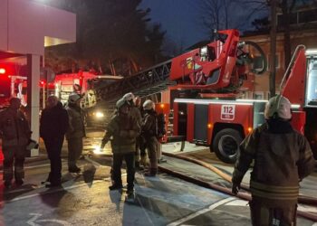 Sarıyer'de Baltalimanı Kemik Hastanesi’nde çıkan yangın söndürüldü