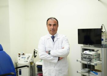 'Çocuklarda orta kulakta sıvı birikmesi işitme kaybına yol açabilir'