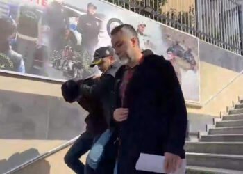 'Polisiz' yalanıyla 5 milyon liralık dolandırıcılık yapan şüpheliler yakalandı