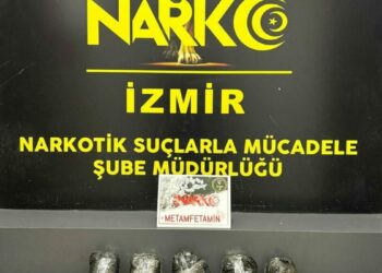 Polisin durdurduğu otomobilde 10 kilo metamfetamin ele geçirildi