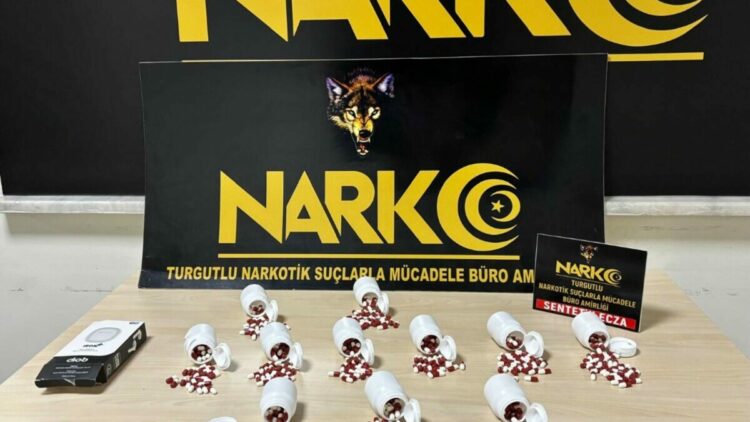 Manisa'da uyuşturucu operasyonu; 2 tutuklama