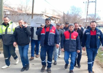 Kayseri'de göçükte ölen madenci son yolculuğuna uğurlandı