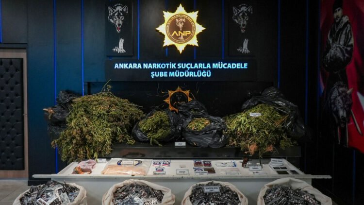 Ankara'da uyuşturucu operasyonları; 34 tutuklama