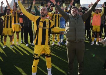 Aliağa FK şampiyonluk yolunda gaza bastı