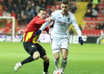 Trabzonspor deplasmanda kazandı, zirve takibini sürdürdü
