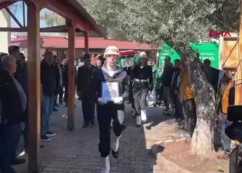 Trafik kazasında ölen uzman onbaşı toprağa verildi