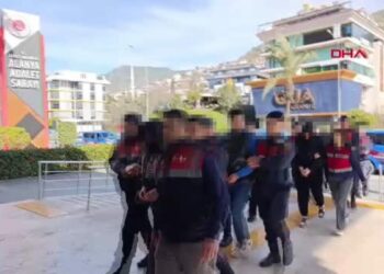 Bilişim sistemleriyle dolandırıcılığa 6 tutuklama