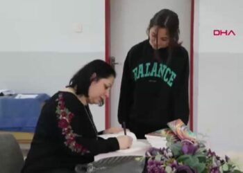 Yeliz öğretmen toprağa verildi