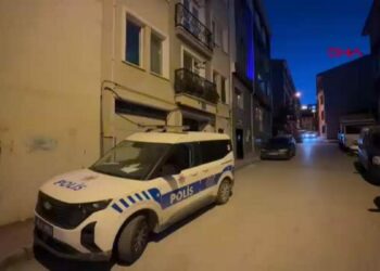 Emekli okul müdürü evinde ölü bulundu