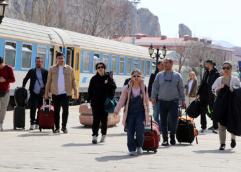 İran’a saldırı Van turizmini etkiledi; otellerdeki doluluk yüzde 10'a düştü