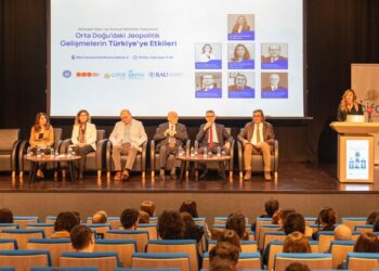 BAU’da ‘Orta Doğu’daki Jeopolitik Gelişmelerin Türkiye’ye Etkileri’ paneli düzenlendi