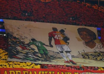 Osimhen'den koreografi yorumu: Galatasaray taraftarıyla bir aileyiz