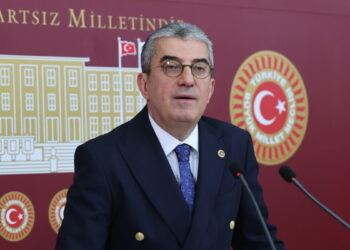 CHP'li Günaydın: İktidar, emekliye ikramiye farkı vermemeyi müjde olarak anlatabiliyor